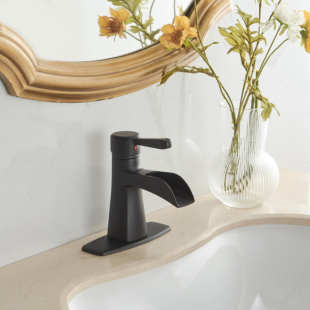 Single Handle Bathroom Faucet With Pop-up Drain