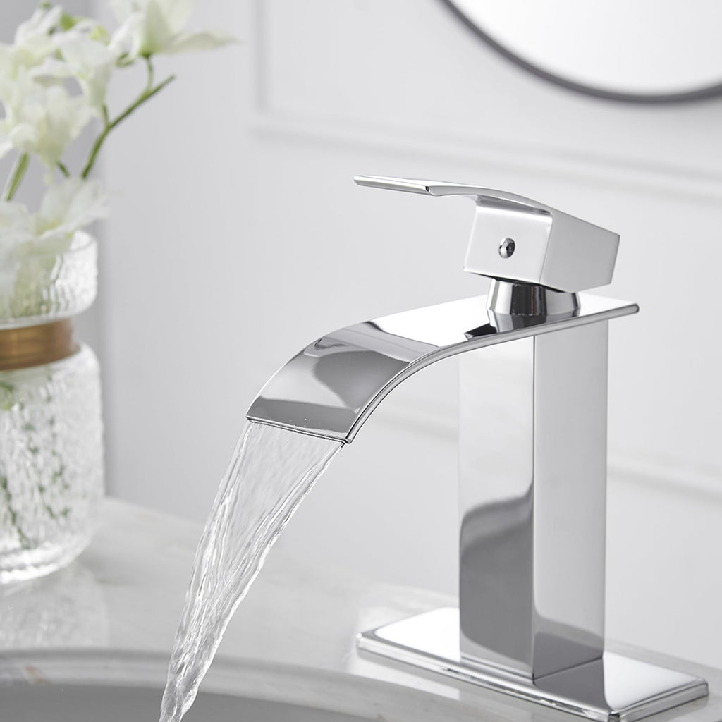 Single Handle Bathroom Faucet With Pop-up Drain