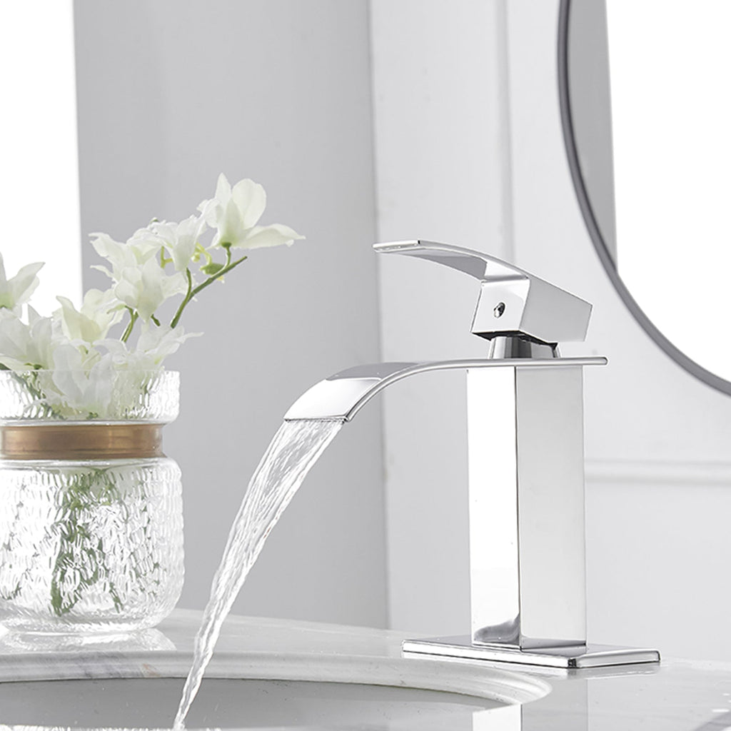 Single Handle Bathroom Faucet With Pop-up Drain